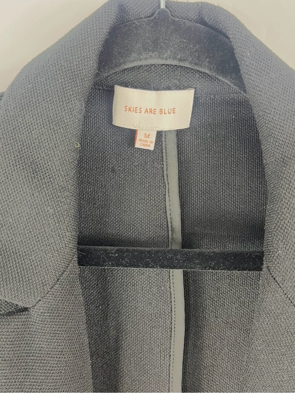 SKIES ARE BLUE Soft Knit Blazer - Picture 2 of 4